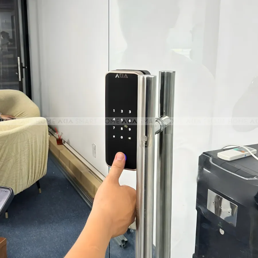 Khóa Vân Tay Cửa Kính Akia G08