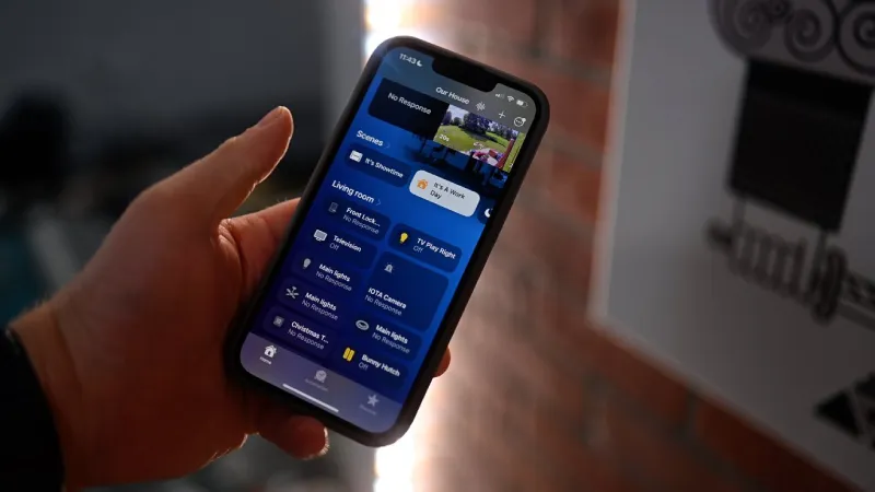 Đèn Trần Yeelight Arwen 450C Và 550C 2 Bạn Có Thể Điều Khiển Các Thiết Bị Thông Minh Trong Nhà Thông Qua Chiếc Điện Thoại Của Mình