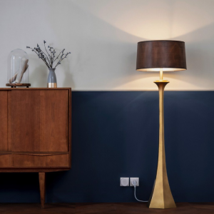 Ổ Cắm Thông Minh Cho Phép Thắp Sáng Hệ Thống Đèn Điện Mà Không Lo Thời Gian Bật, Tắt