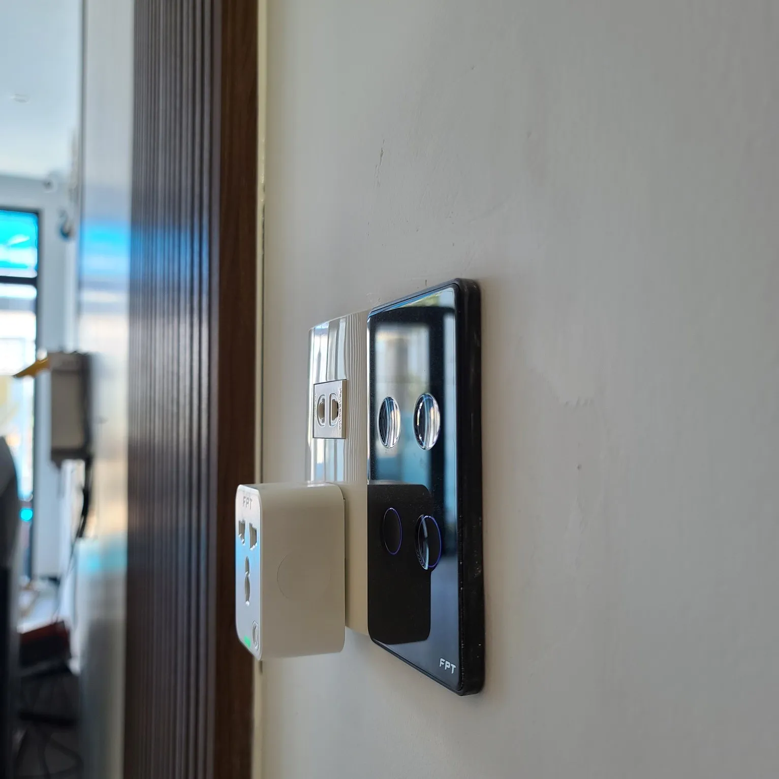 Top 20 Ổ Điện Điều Khiển Từ Xa Đáng Mua Nhất Hiện Nay 56 Sản Phẩm Có Thiết Kế Nhỏ Gọn Nên Bạn Có Thể Mang Theo Đến Bất Cứ Đâu