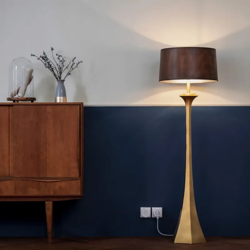 4 Bước Sử Dụng Ổ Cắm Điện Thông Minh Nhanh Chóng, Đơn Giản 15 Sử Dụng Để Bật Tắt Hệ Thống Bóng Đèn Khi Chuẩn Bị Đi Ngủ