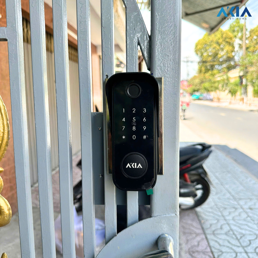 Top 12 Mẫu Khóa Cửa Cổng Thông Minh Chống Nước Ngoài Trời 2 Akia N1