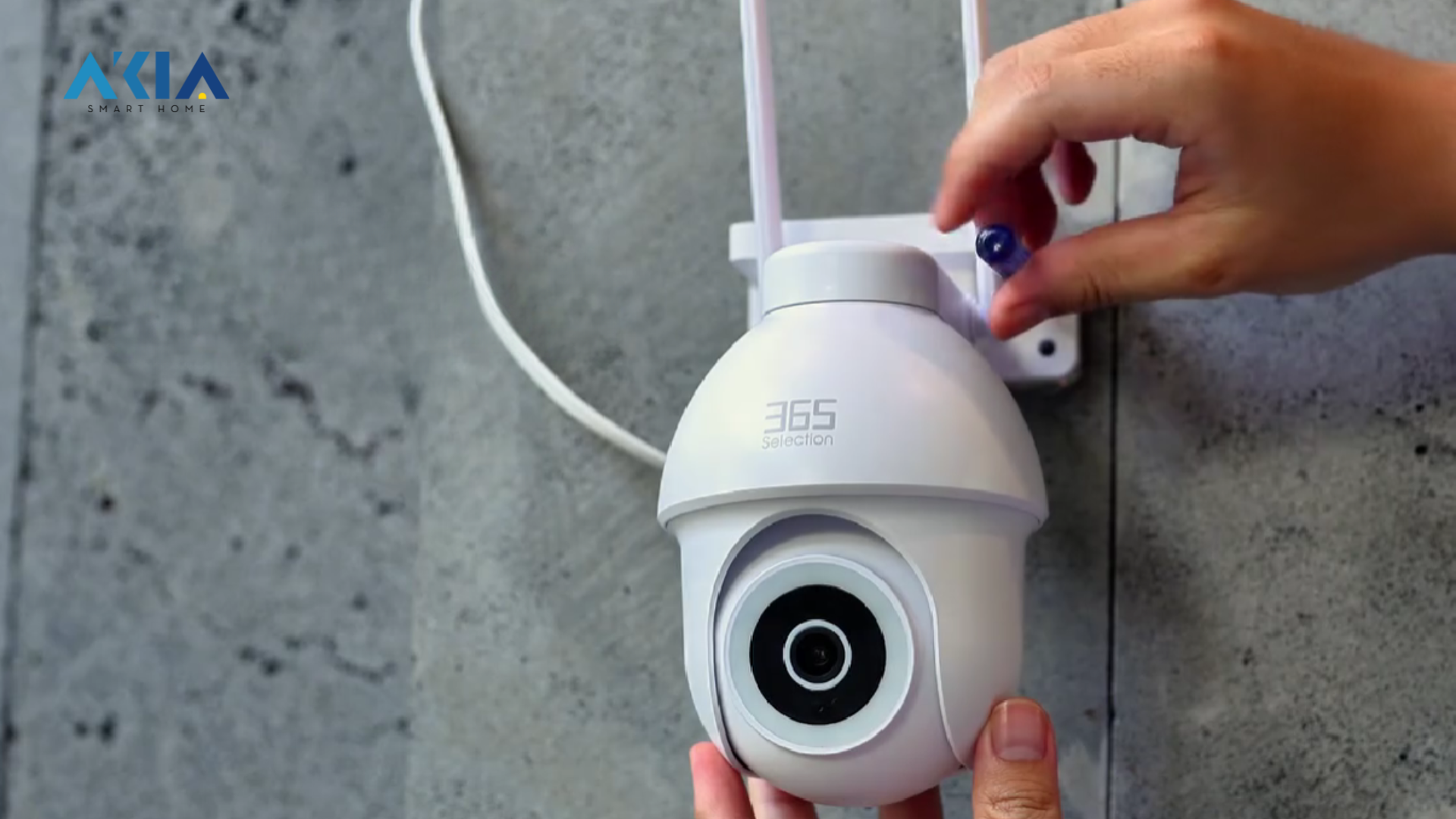 Camera Wifi Ngoài Trời Thông Minh 365 Selection Oc2