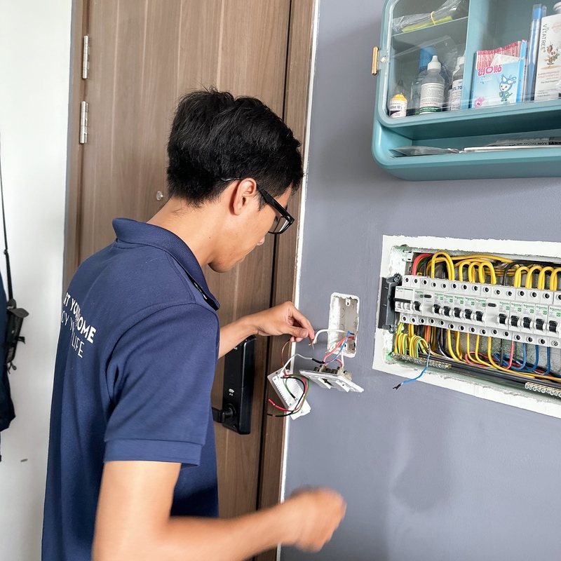 Akia Smart Home Sở Hữu Đội Ngũ Kỹ Thuật Viên Có Kinh Nghiệm Dày Dạn, Tay Nghề Cao