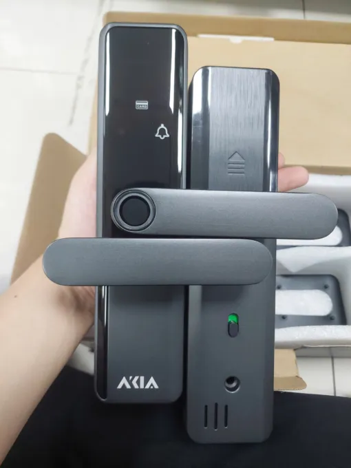 Khoá vân tay thông minh cửa gỗ AKIA A1