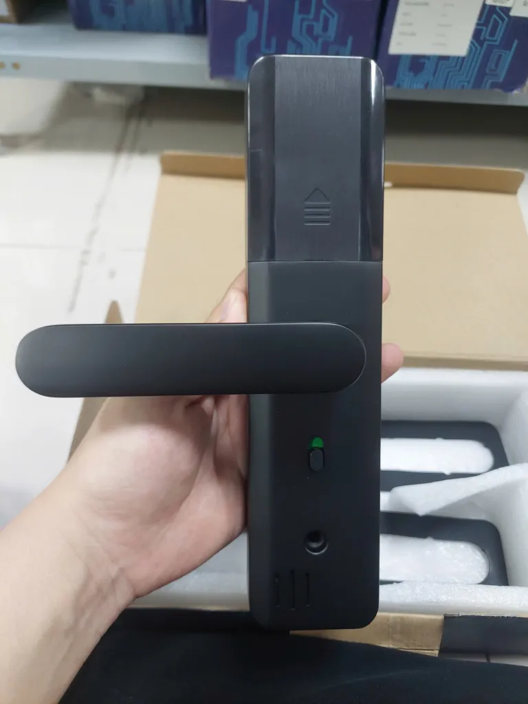 Khoá vân tay thông minh cửa gỗ AKIA A1 | AKIA