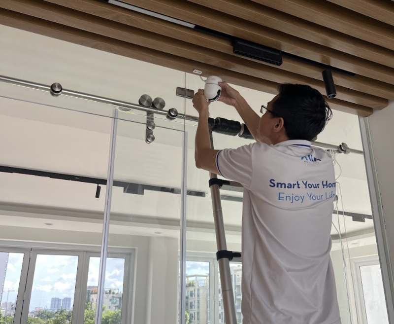 Thi Công Lắp Đặt Camera An Ninh Không Dây Giúp Bảo Đảm Tính Thẩm Mỹ Cho Biệt Thự Phong Cách Tân Cổ Điển