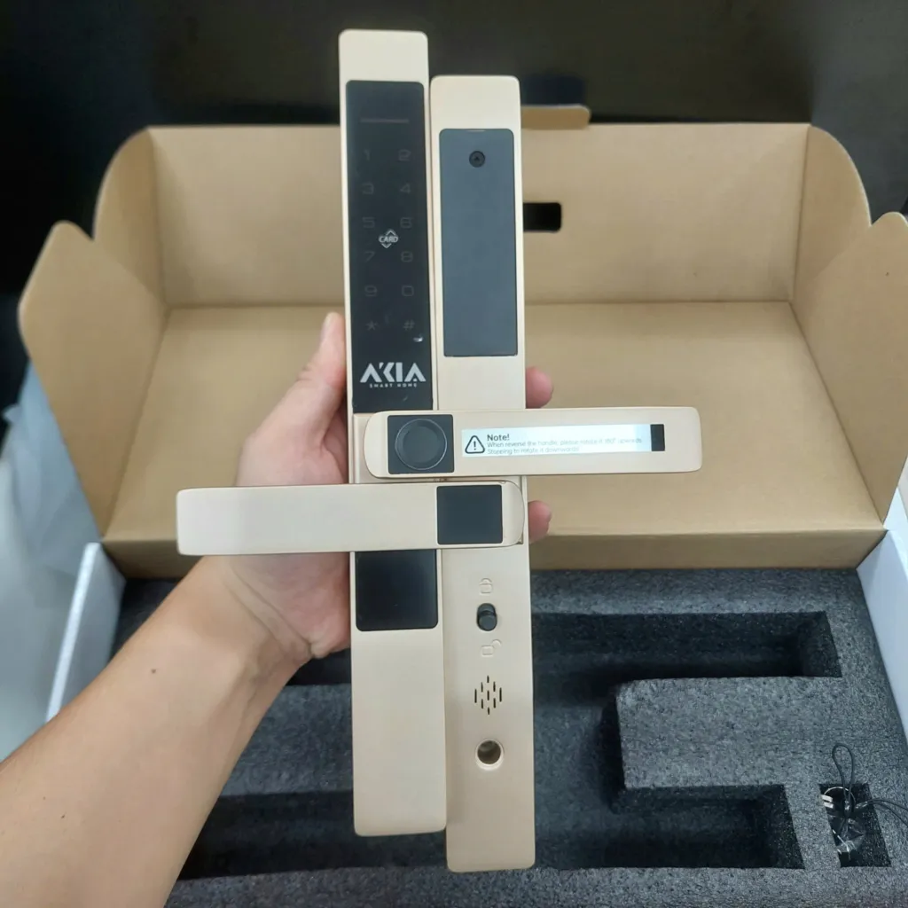 Khoá Vân Tay Cửa Nhôm Akia Sl610 6 Akia 610-1 Vàng