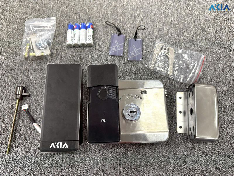 Khóa Cửa Thông Minh Cửa Sắt Akia N2 – Bảo Mật Vân Tay Và Mã Số Khóa Cửa Thông Minh Cửa Sắt Akia N2 Với Thiết Kế Hiện Đại, Hỗ Trợ Vân Tay Và Mã Số