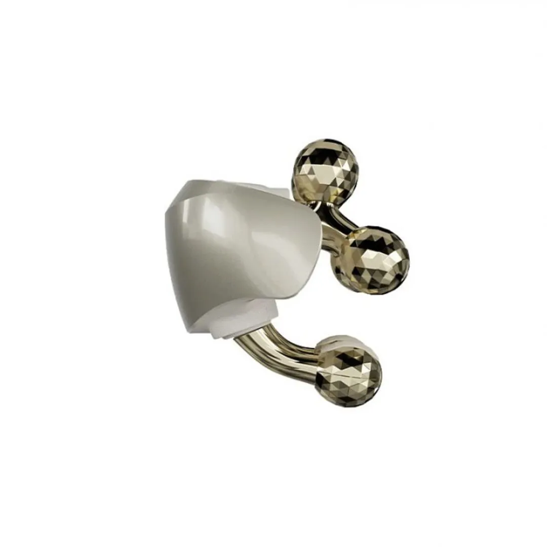 Máy massage cổ vai gáy SKG H5-2 – 6 đầu massage kim cương, động cơ 4 trục, chườm nóng kép, 3 chế độ massage, thiết kế đai đeo tiện lợi