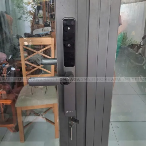 Khóa cửa nhôm thông minh Ezviz DL06