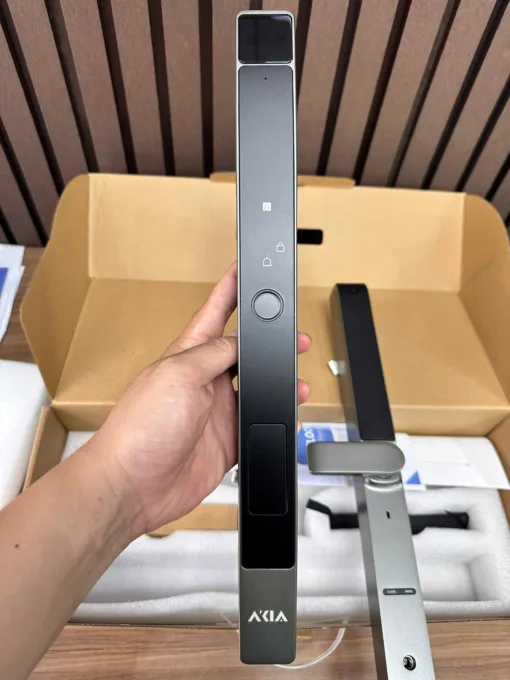 Khoá nhận diện khuôn mặt AKIA N68