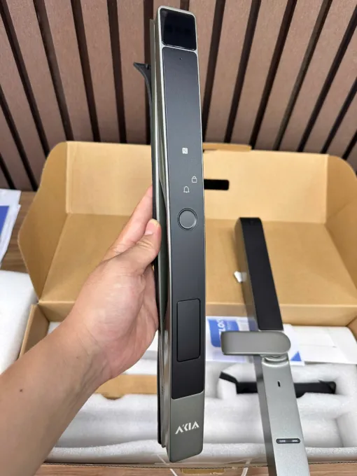 khoa-thong-minh-akia-n68-cua-nhom