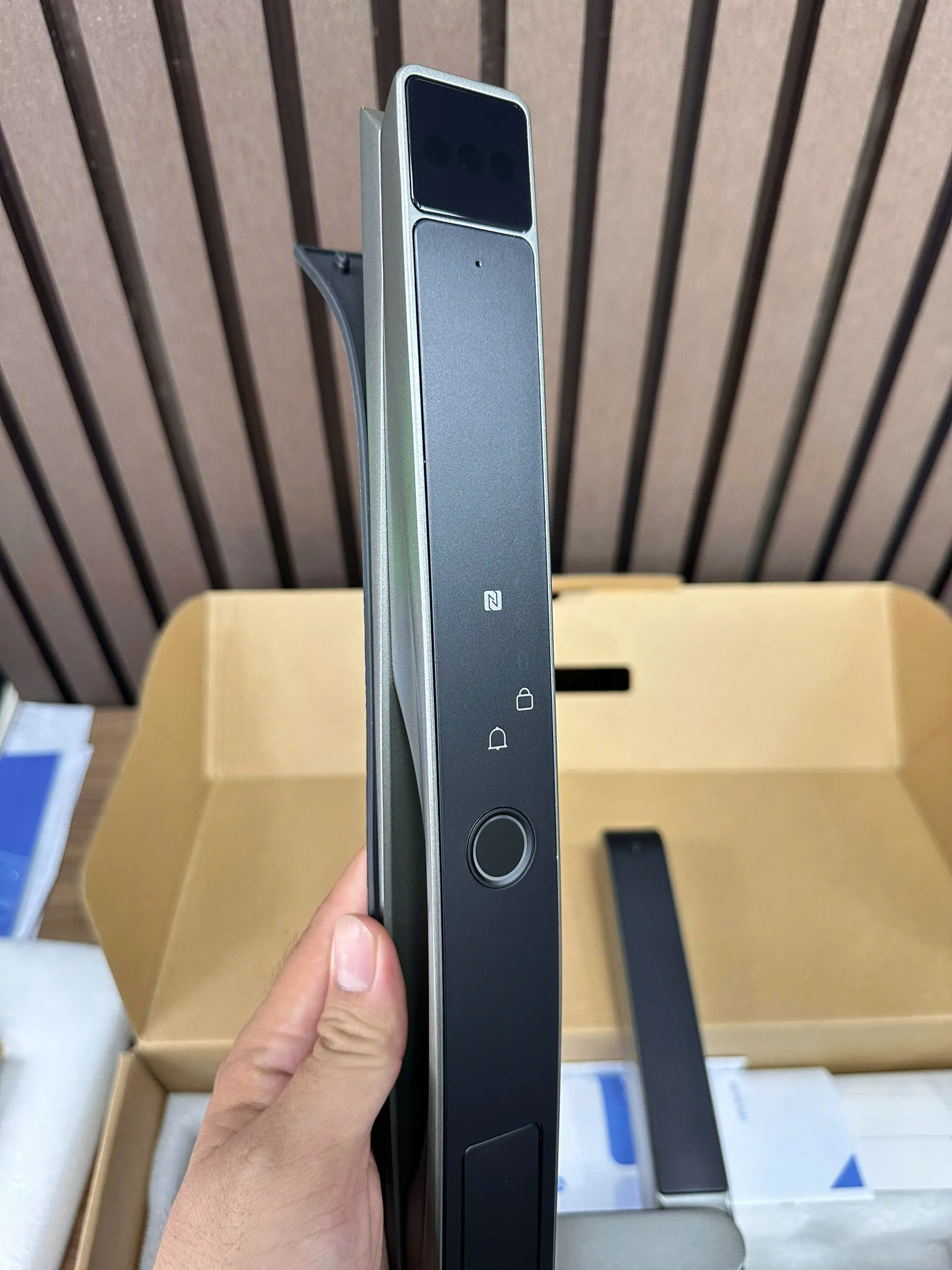 Khoá Nhận Diện Khuôn Mặt Akia N68 9 Khoa-Thong-Minh-Akia-N68-Cua-Nhom