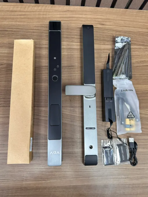 khoa-thong-minh-akia-n68-cua-nhom