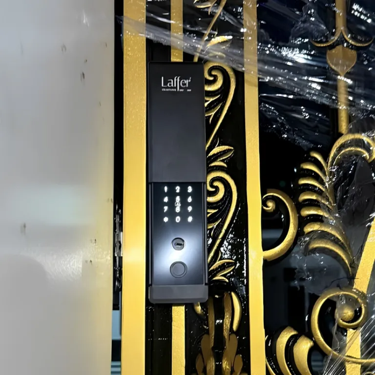 Khoá cổng vân tay ngoài trời Laffer A18 Pro nắp trượt - AKIA Smart Home