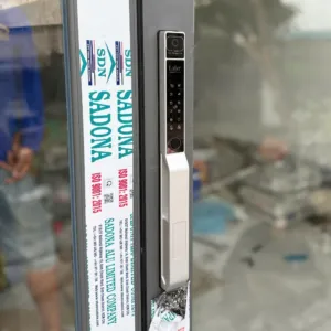 Khóa Cửa Vân Tay Nhận Diện Khuôn Mặt Laffer Rd02 33 Khóa Cửa Vân Tay Nhận Diện Khuôn Mặt Laffer Rd02 - Akia Smart Home